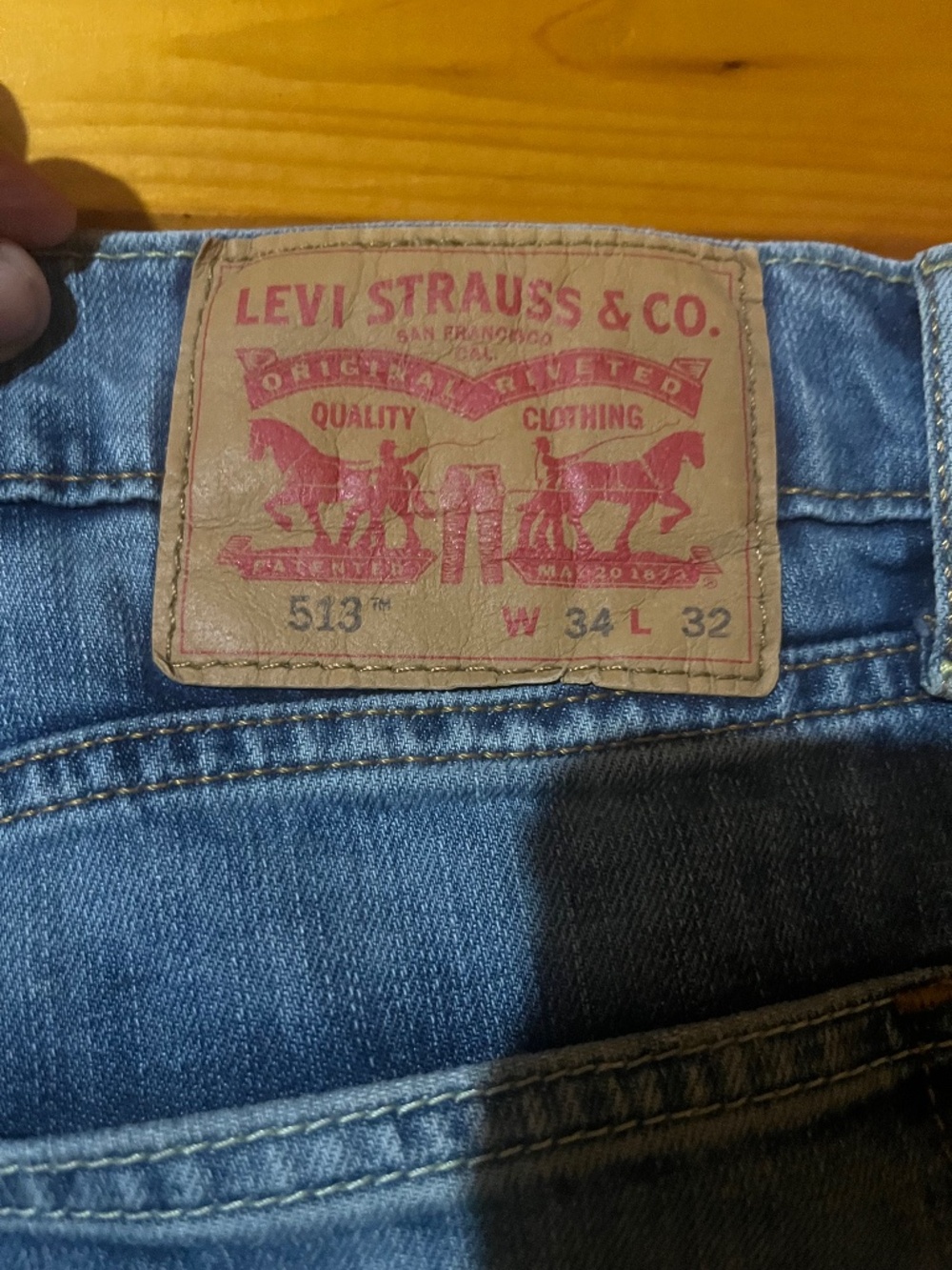 Levi’s 513 Jeans 34x32 with rips